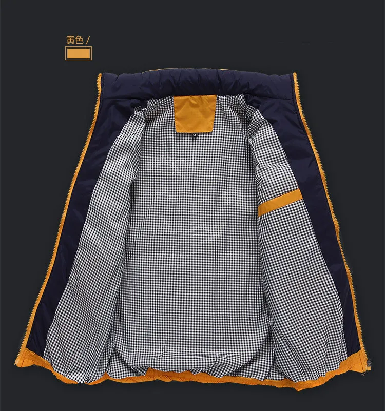 2569494708_858682863