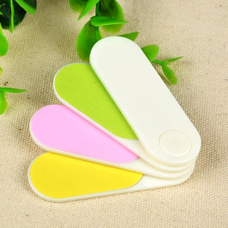 

4 in 1 Portable Nail Art Mini Rotary Nail Polishing File Nail File Buffer Sanding Manicure Nail Art Tools Accessories P0124