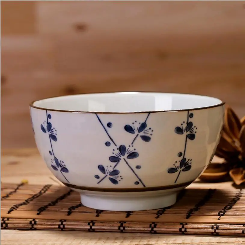 6 дюймов с лапшой чаша японский Керамика толстые чаша синий и белый глазурь ручной росписью Слива чаша практичный суп салат чаша для риса - Цвет: 02