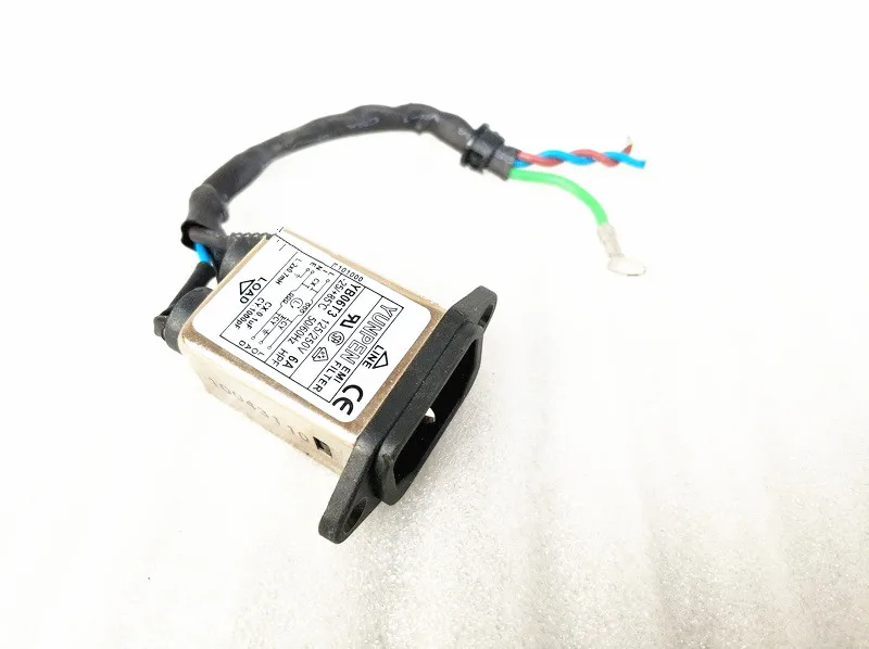 

6A filter power socket for audio amplifier dac preamplifier power supply jack connector 100-250V 50Hz/60Hz secondhand
