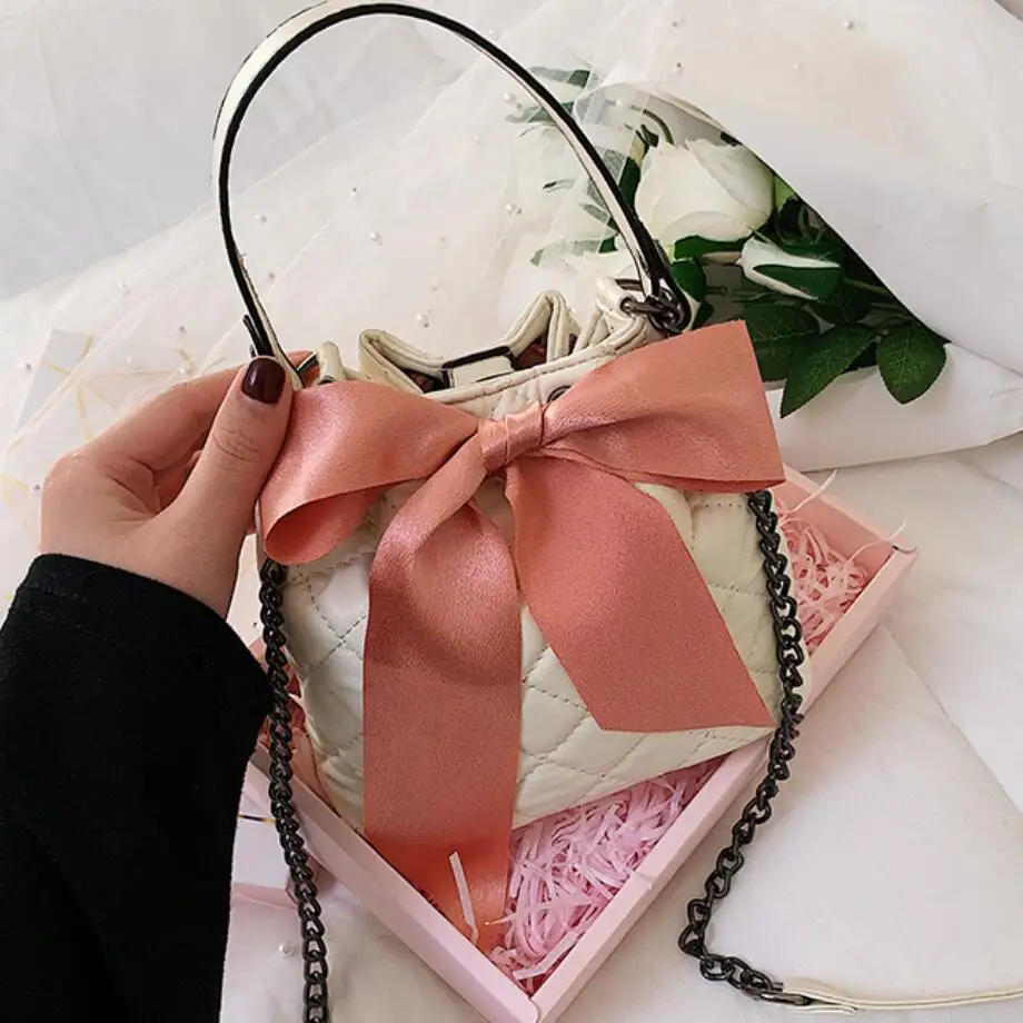 

Cute Bow Bucket bag 2019 Summer New Quality PU Leather Women's Designer Handbag Female Tote bag Chain Shoulder Messenger Bag