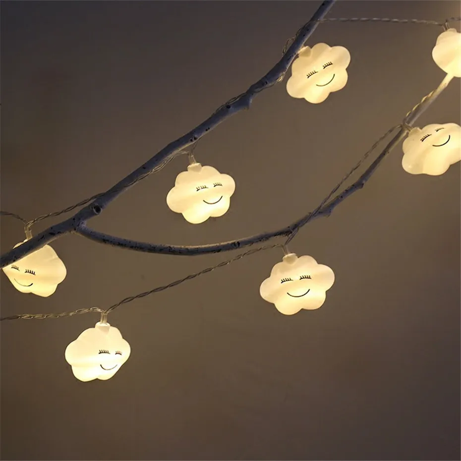 

Cloud Smile Face LED String Fairy Lights for New Year Parties Holiday Wedding Home Room Decoration Battery Powered Outdoor Use