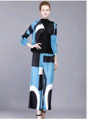 

HOT SELLING Miyake Printing and dyeing fold the clothes suit fold nine points sleeve lapel coat + wide-legged pants IN STOCK