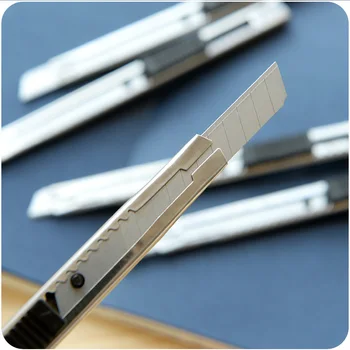 

New Sharp Stainless Steel Art Retractable knife Kids Adult DIY Knife for Engraving Arts Crafts PCB Repair Leather Films