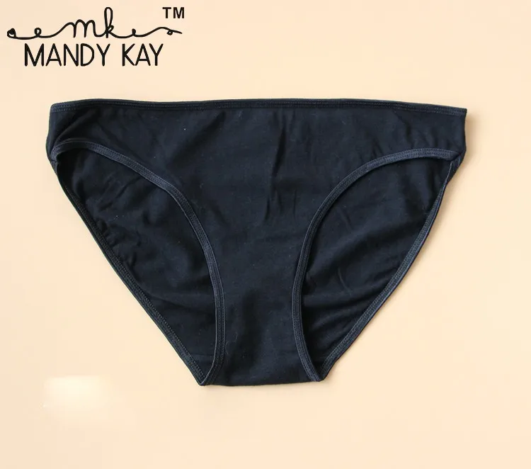 Lady Black briefs girl sexy underwear female bigsize daily briefs woman comfortable cotton