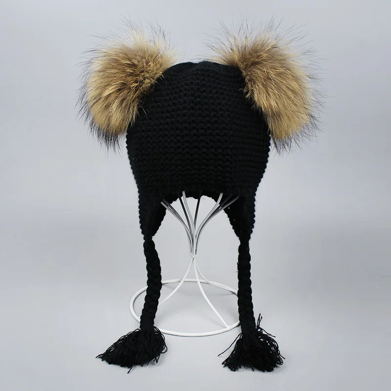 Детская забавная зимняя вязаная шапка кепки для обувь девочек два шляпа с помпоном с натуральным мехом енота помпоном Skullies шапочки Bone Gorras - Цвет: Black 2 Pom