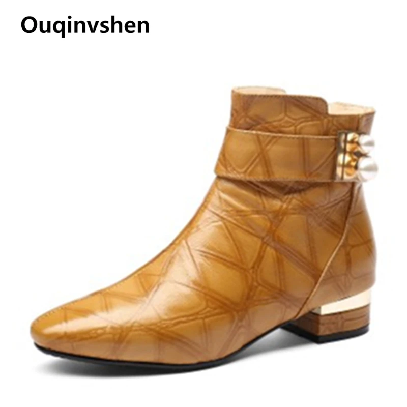 

Ouqinvshen 2018 New Fashion Rivet Plaid Flat Boots Plus Size Plush Autumn Black Ankle Boots Pointed Toe Sexy Women Winter Boots