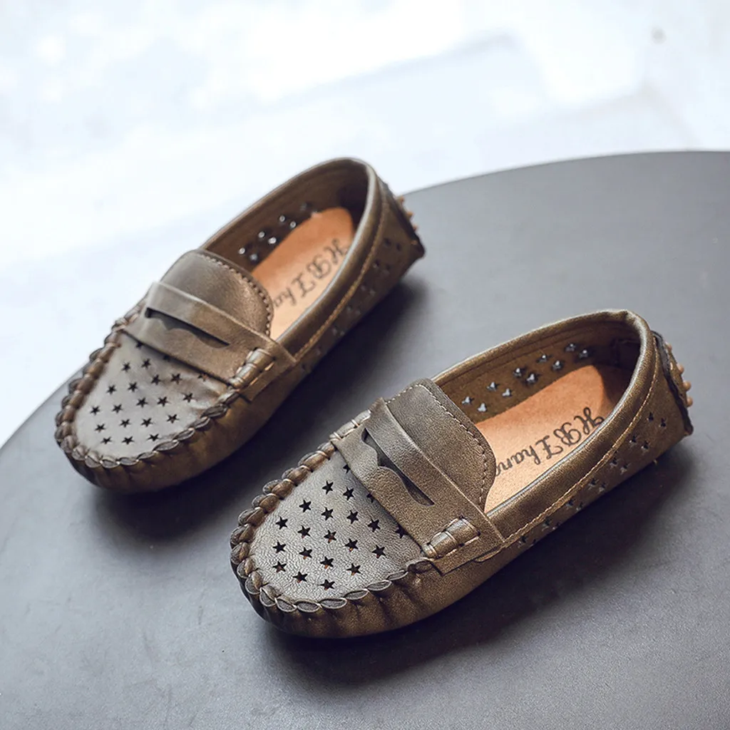 

Kids Shoes Summer Casual Baby Boys Girls Boys Shoe Breathable Solid Color Bottom Boat Hollow Shoes Loafers Sneakers Bambino