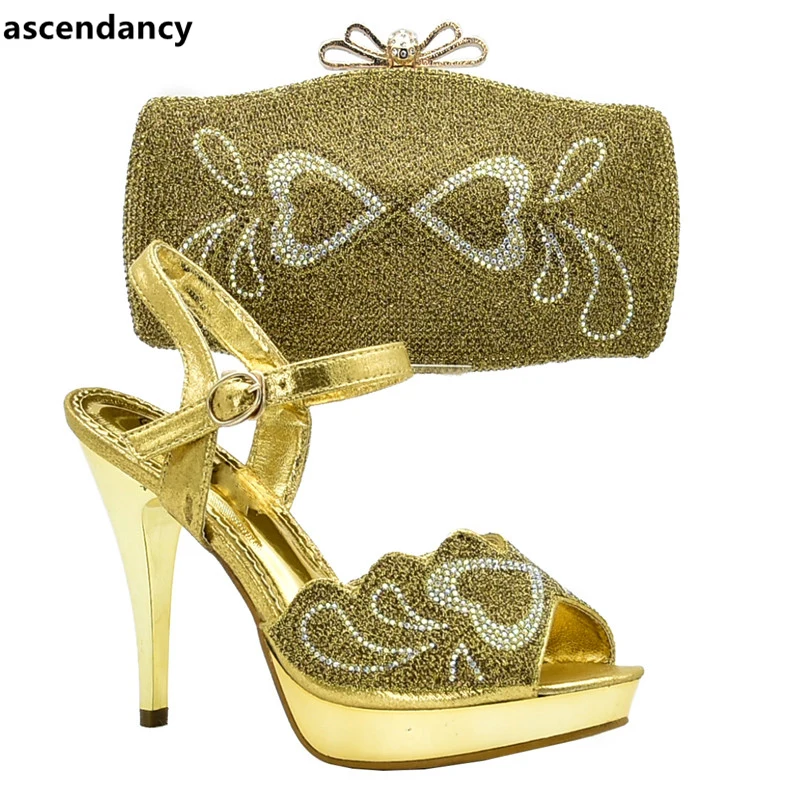 

Latest Shoes and Bag Set African Sets 2018 Women Shoes and Ba Set In Italy Nigeria Bag and Shoe Set Decorated with Rhinestone