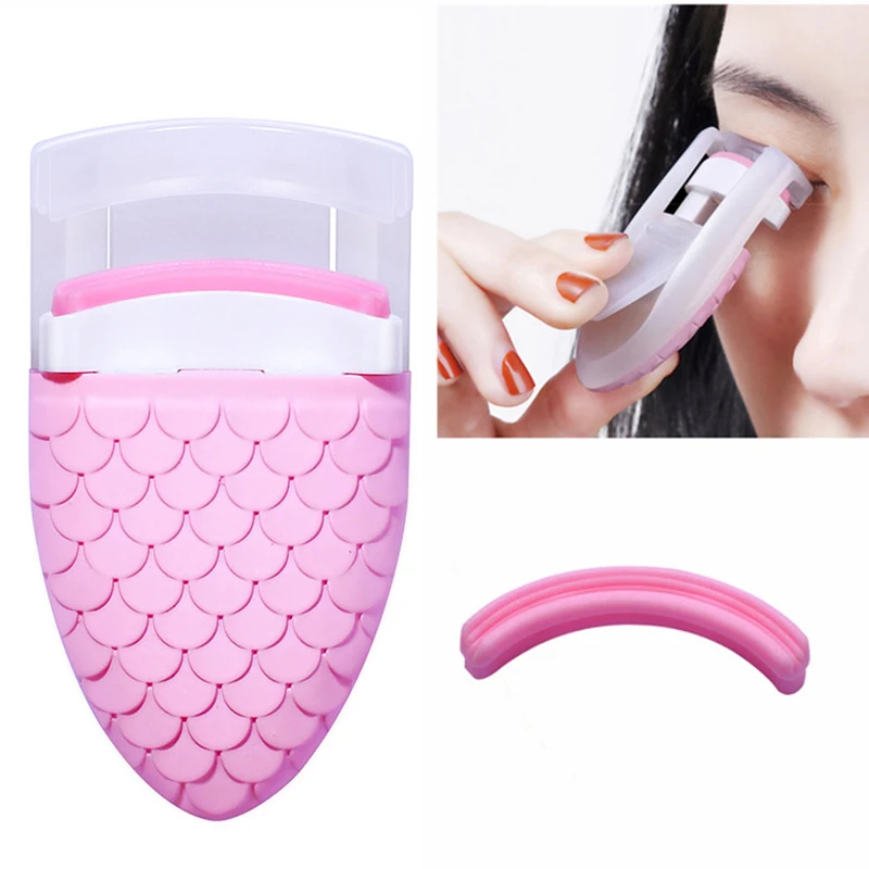

Fish Tail Design Mini Eyelash Curler Pocket Makeup Eyelash Clip Tweezers Portable Makeup Tool