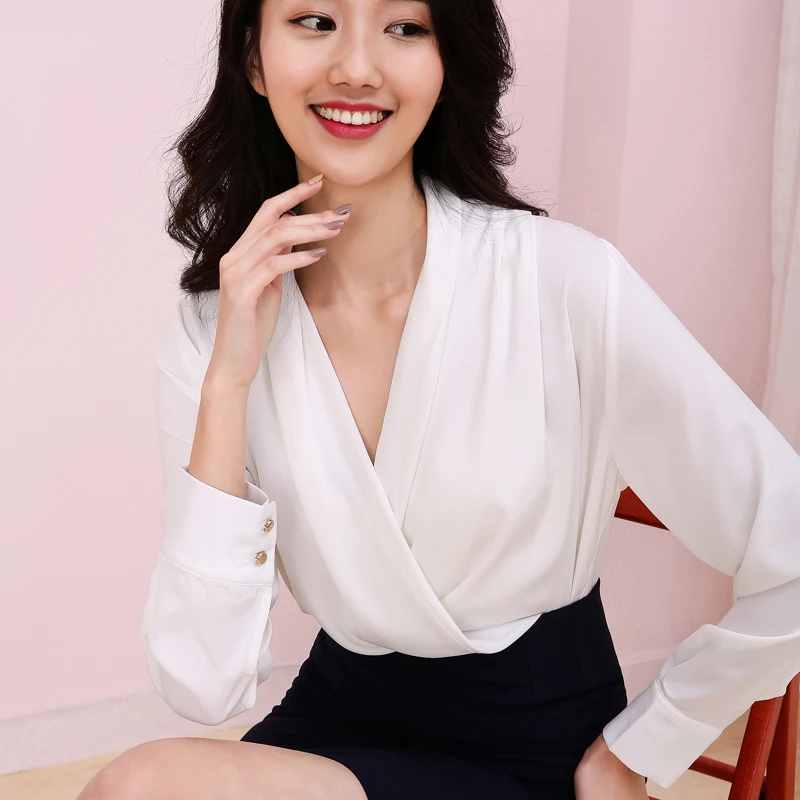 

Women Clothes Top Korean Heart White Chiffon Shirt Female Long-sleeved Design Fashion Sexy V-neck Small Women Shirt