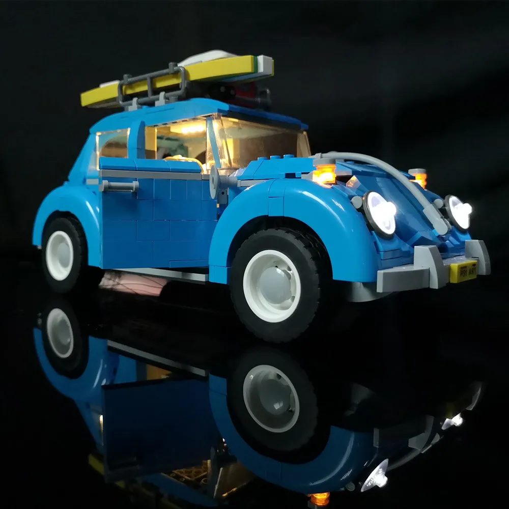 Светодиодный светильник в комплекте для модели 10252 Beetle и 21003(комплект автомобильных кирпичей не входит в комплект) включает только светильник в комплекте