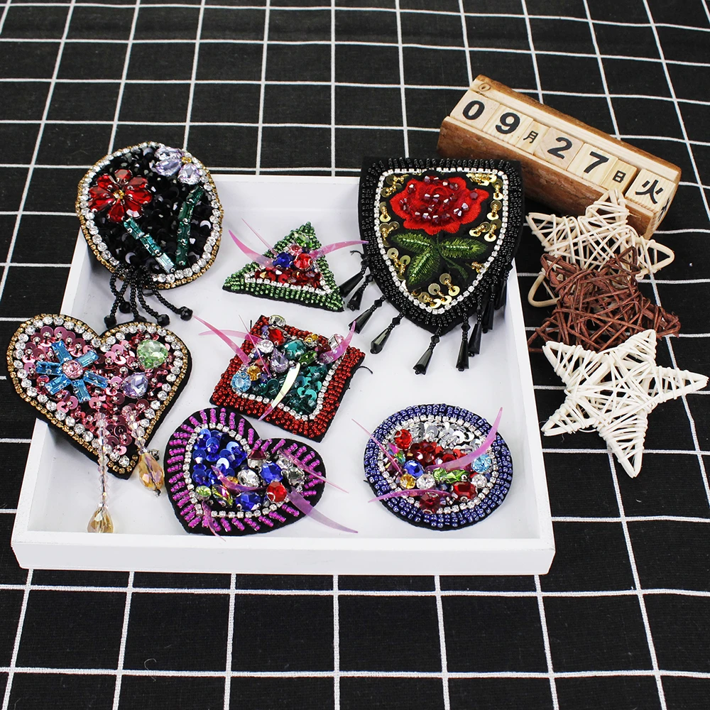 

3D Handmade Rhinestone beaded Patches Heart Sew on sequin patch for clothing beading Applique cute patch B16