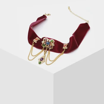 

Amorita boutique fashionable wine red velvet gem choker necklace