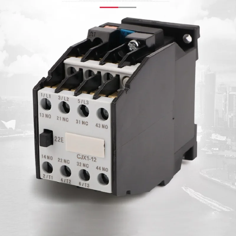 

Контактор переменного тока CJX1-12/22 380В 220В Серебряная точка