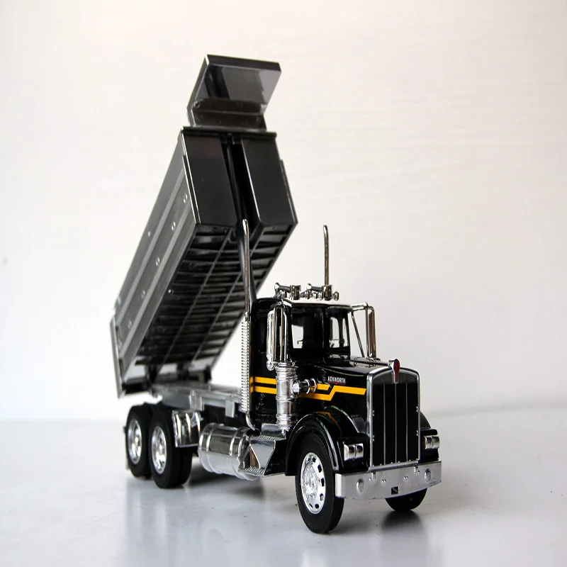 1/32 Реплика классический черный Kenworth сплав самосвал Модель Коллекция украшения сплав литье под давлением старый самосвал игрушка грузовик