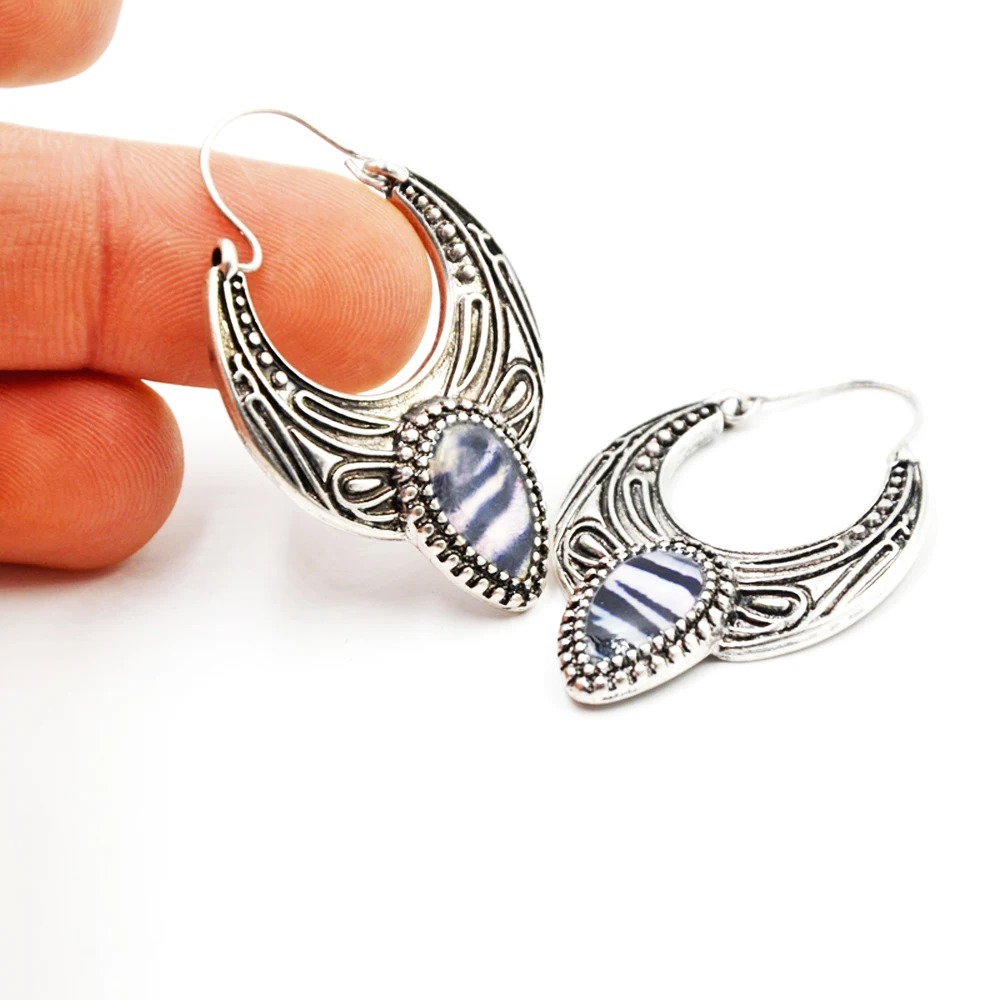 

2PC Vintage Silver Earring with Mother of Pearl Shell Ear Weight New Style Ear Taper Expander Plug Piercing Earrings
