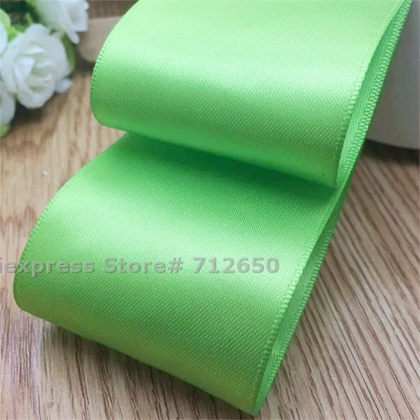 50mm  61  550 apple green