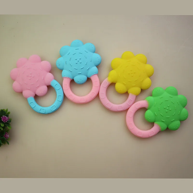 NEW Baby Teethers Children Silicone Toy kids Rattles Ring Sun Flower Teether Silicone Training Toddler infant lovely cute 1pcs
