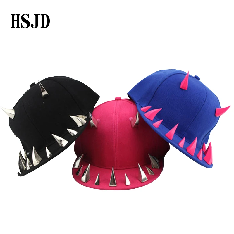 

Novelty OX Horn Snapback Caps Men Punk Baseball Caps Women Punk Horns Cap Hip Hop baseball Hats for men and women 2017 Fashion
