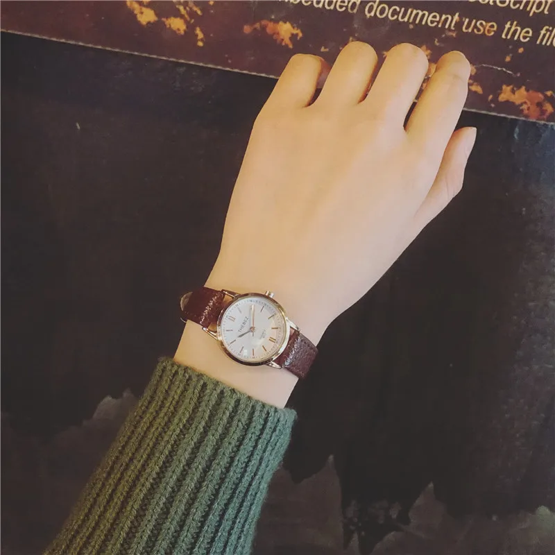 Luxury Vintage Gold Silver Classic Genuine Leather Quartz Dress Wrist Watch Wristwatches for Women Female Black