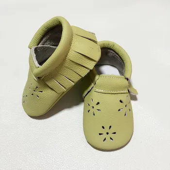 

2020 hot Genuine Leather Hollow soild slip on Baby moccasins fringe Toddler soft sole baby shoes first walkers for Girls boys