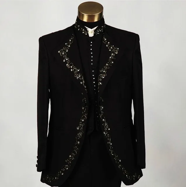 

Custom Made Black Embroidered Men Suits Groom Tuxedos Slim Fit Wedding Suits For Men Formal Dinner Party Night Blazer 3 Pieces