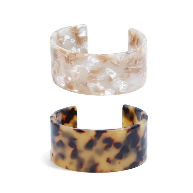 

Acrylic Tortoise Shell Wide Brown Cuff Bracelet Leopard Print Fashion Jewelry