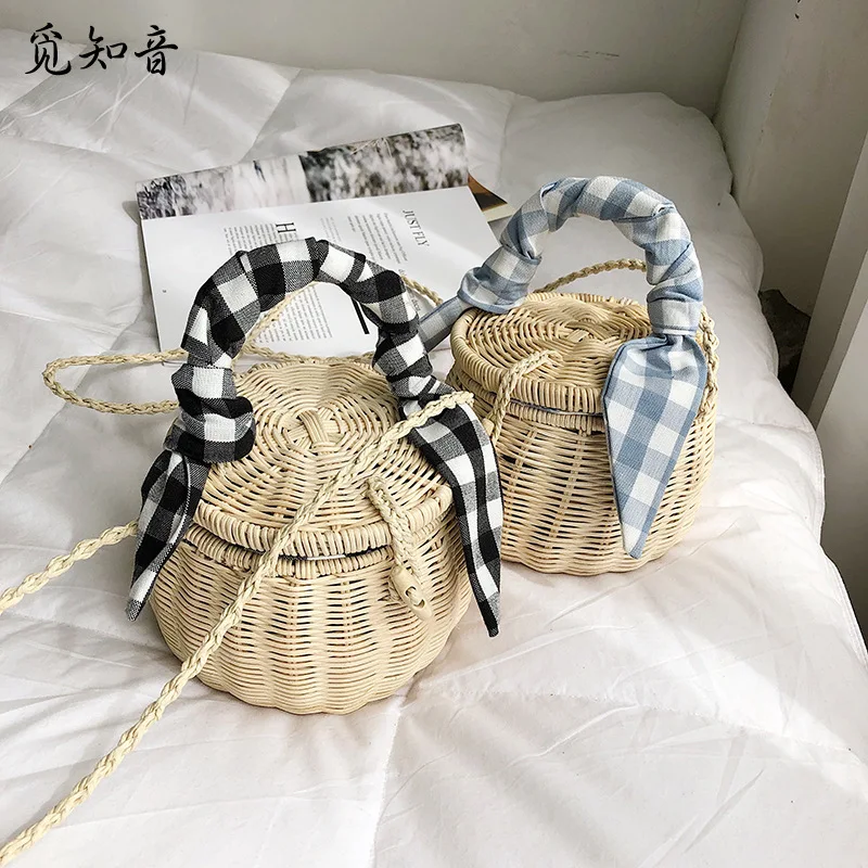 

2019 New Summer Women Straw Bag Female Rattan Shoulder Bag Handbag Mori Girl Small Round Messenger Crossbody Beach Bag