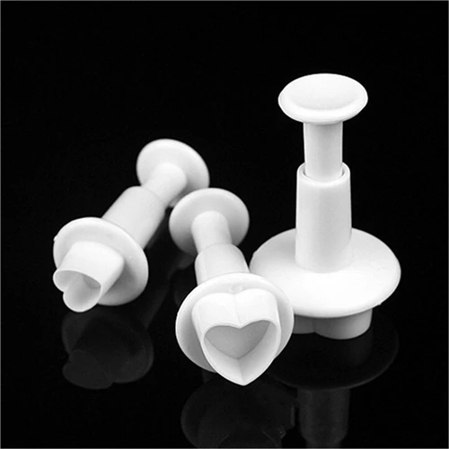 3pcs Love Heart Shape Cookie Plunger Cutter Fondant Gum Paste Cupcake Toppers Mold Biscuit Christmas Cake Decorating Tool