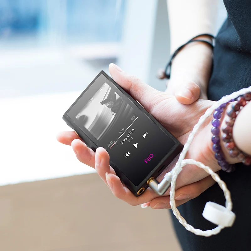 Günstig FiiO Android basierend M9 HIFI Musik MP3 Player mit Ausgewogene Ausgang Unterstützung WIFI Air Spielen Bluetooth 4,2 aptx HD LDAC DSD128 USB DAC