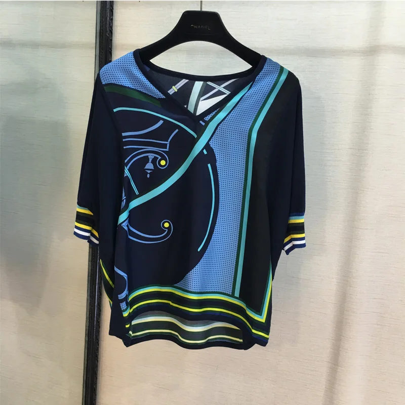 

V-collar silk knitted, printed, fashionable women's tops casual