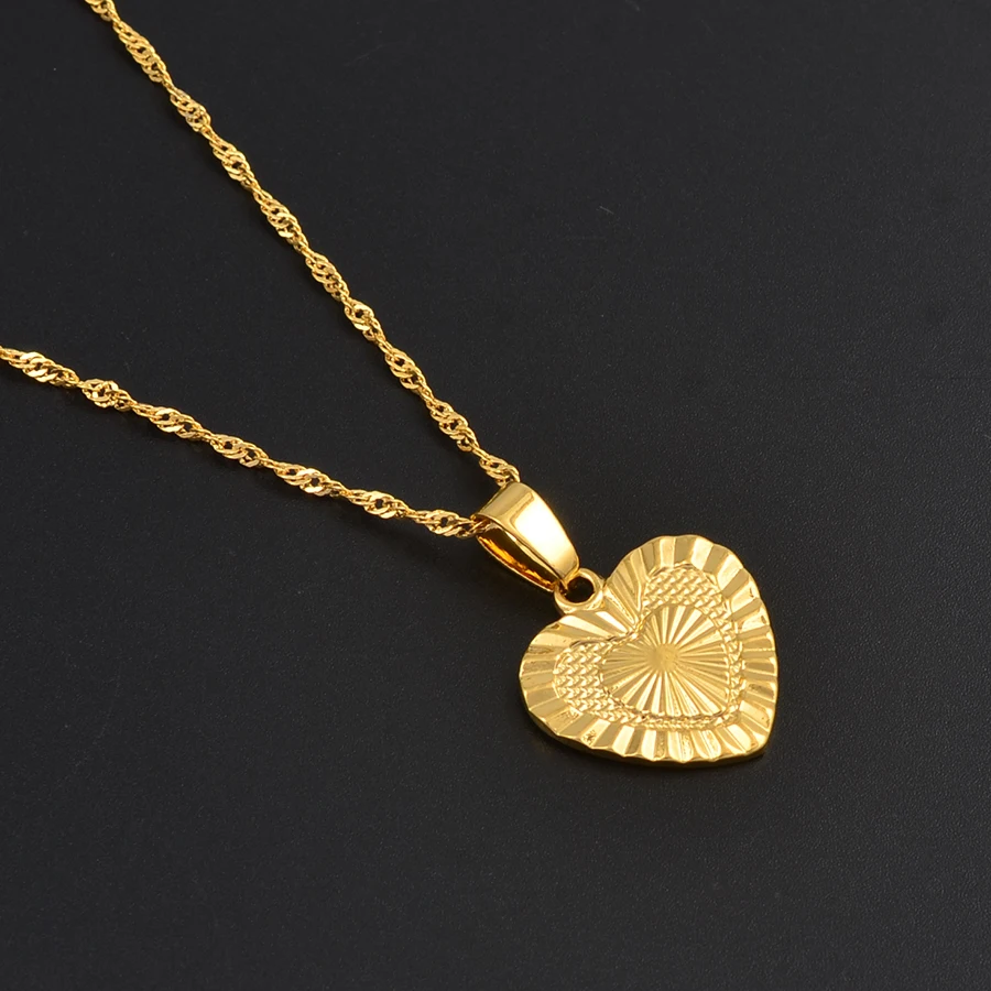 Anniyo Heart Pendant And Necklaces 