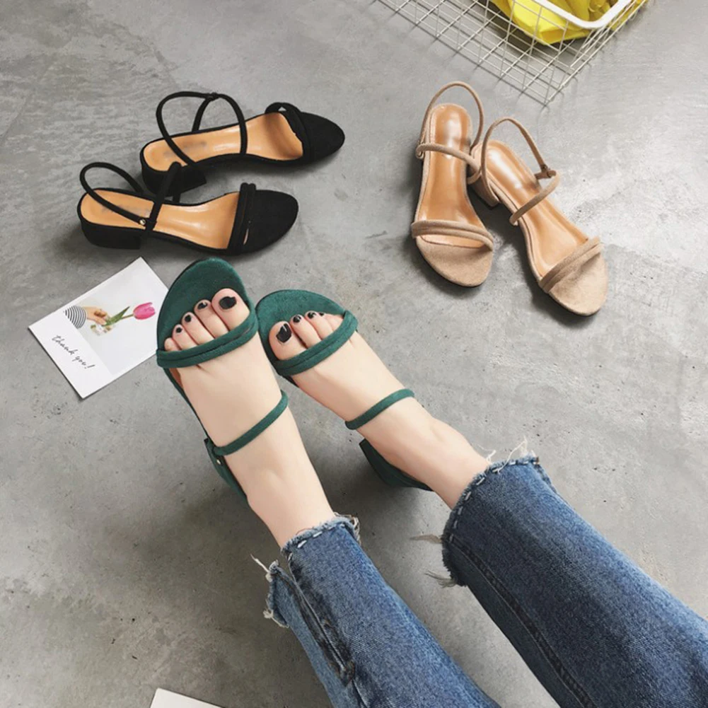 

Women New Simple Flat Outdoor Slippers Ankle Strap Roman Sandals Summer Fashion Ladies Low Heel Chic Shoes