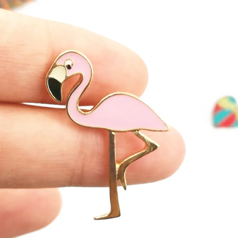 

Timlee X147 Cartoon Cute Pink Flamingo Bird Design Metal Brooch Pins Wholesale