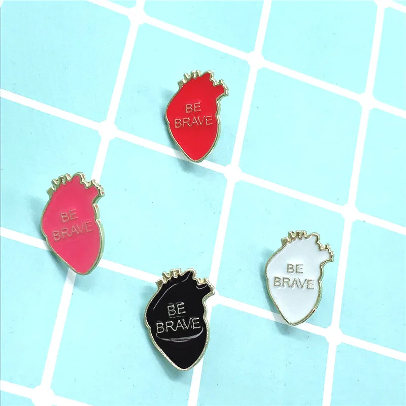 4 Pin значки с героями мультфильмов буквы BE BRAVE Броши для женщин Brave Heart Pins ювелирные изделия для воина эмаль значки на рюкзак сумка аксессуары