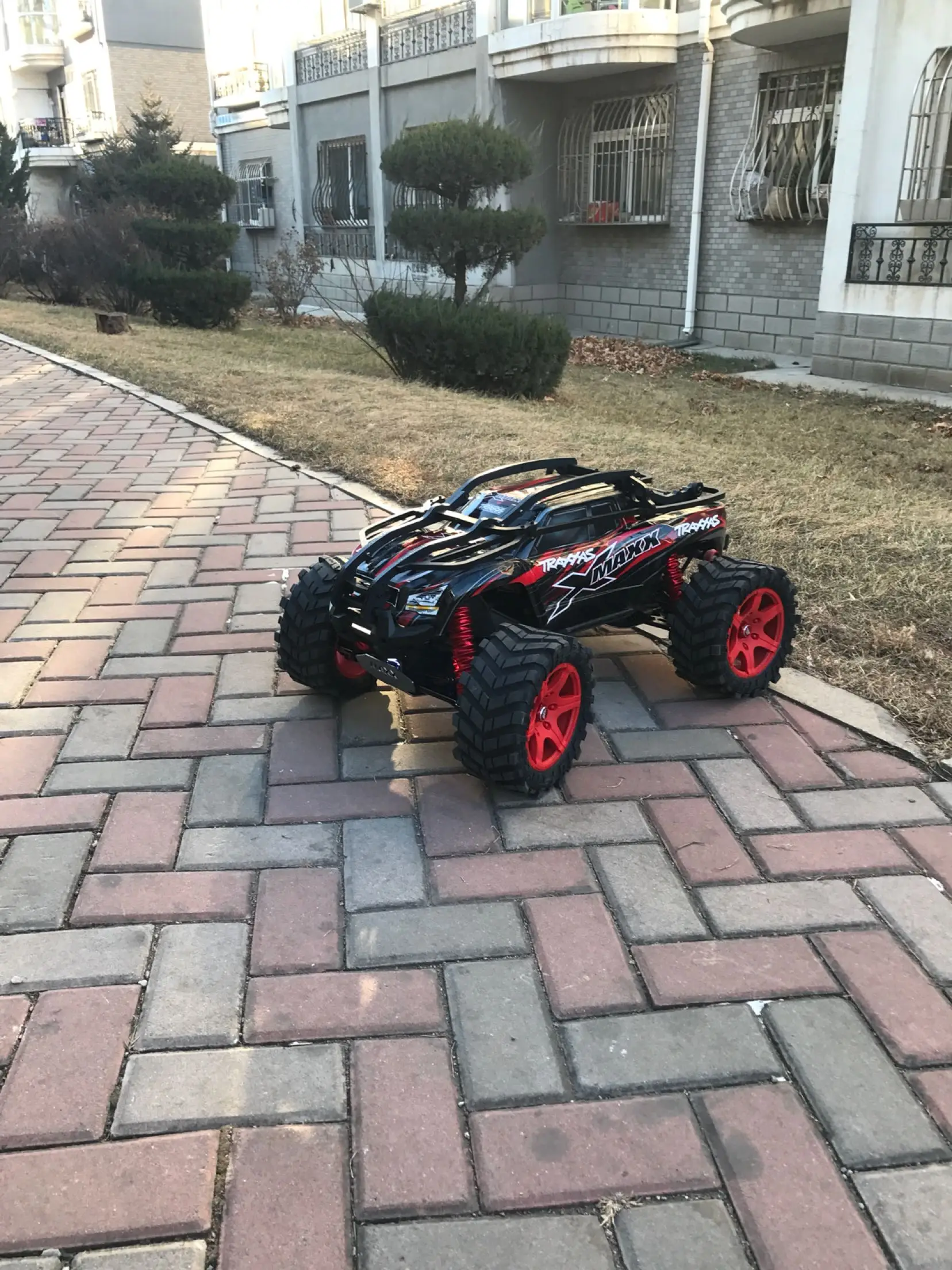 Обод колеса+ Шина+ гайки колеса сопротивление анти износ расширены для TRAXXAS X-MAXX 8S 1/5 rc автомобиль красный