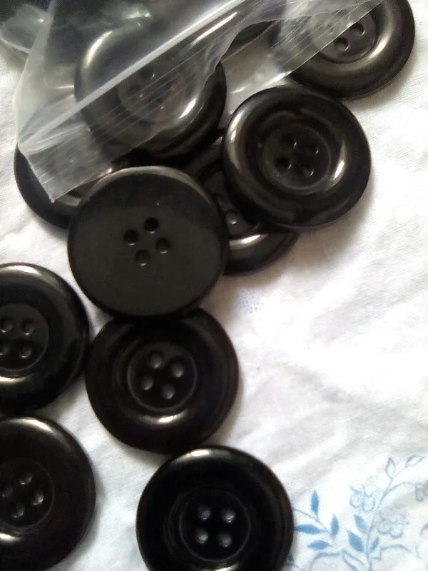 30 шт. 4 отверстия 34 мм Черная смола кнопки для Костюмы Fit швейная фурнитура Скрапбукинг Whosale Декор DIY пуговицы