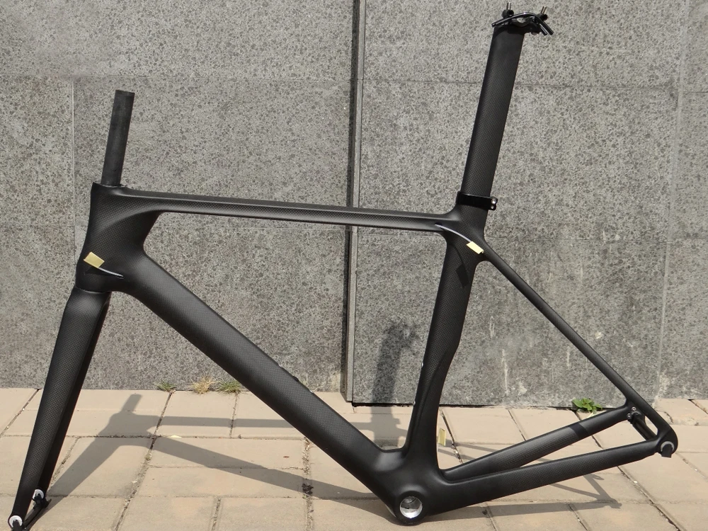 

Clearance High Quality Toray Carbon 3K Matt Road Bike Racing Bicycle Frameset BSA 56cm Frame Included Frame Sork Seatpost