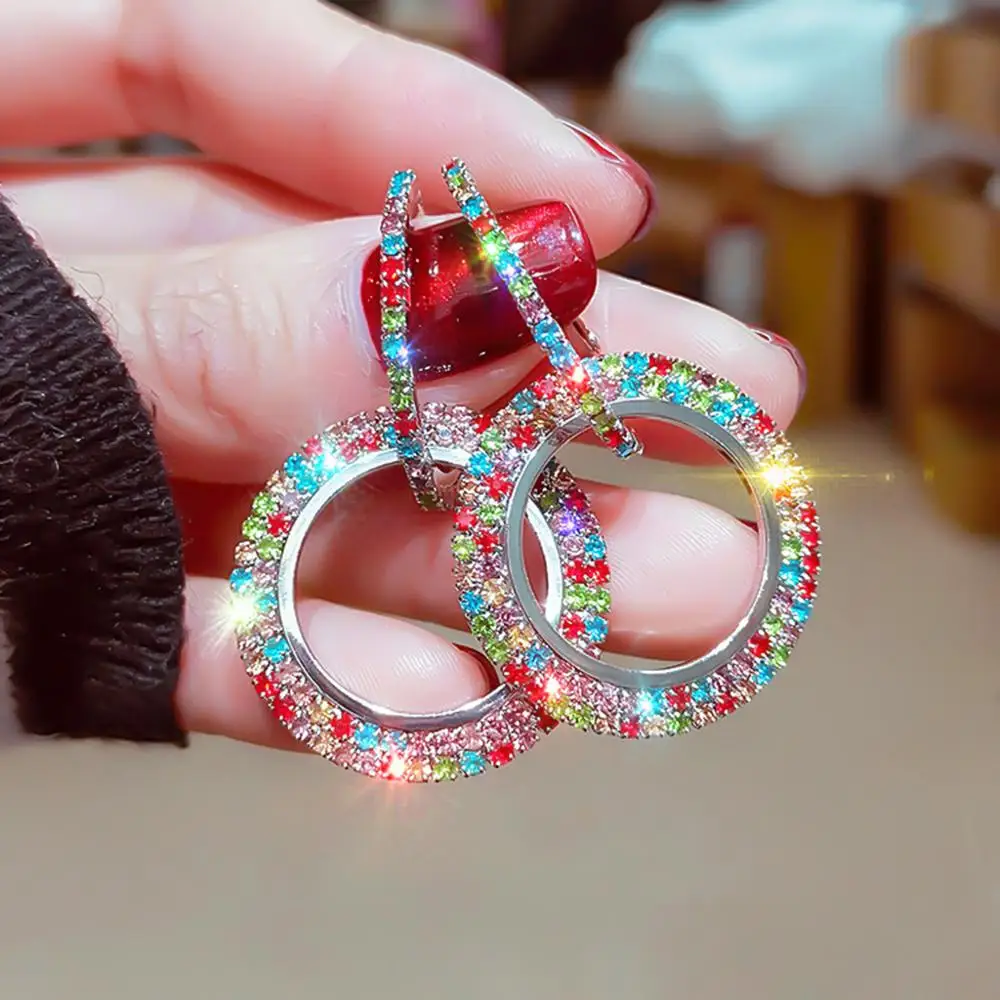 Женские серьги модные простые характерные геометрические разные формы