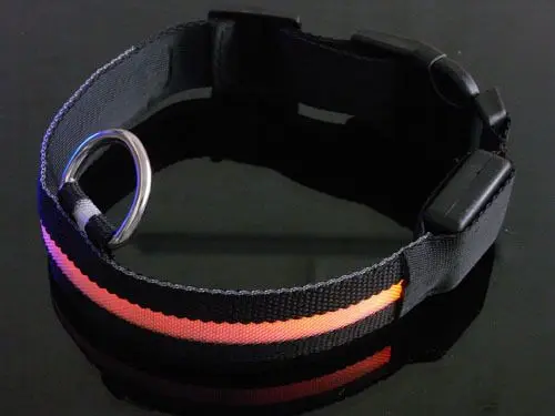red Black Ribbon FD18 Новое поступление 2,5 см ширина нейлоновые светильники с светоизлучающим светодиодный ошейник для собаки ошейник - Цвет: red Black Ribbon