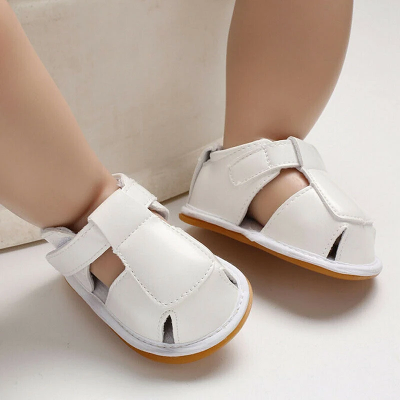 Новая детская обувь для мальчиков, летняя повседневная нескользящая обувь из искусственной кожи с мягкой подошвой для малышей, летние кроссовки для маленьких мальчиков 0-18 месяцев