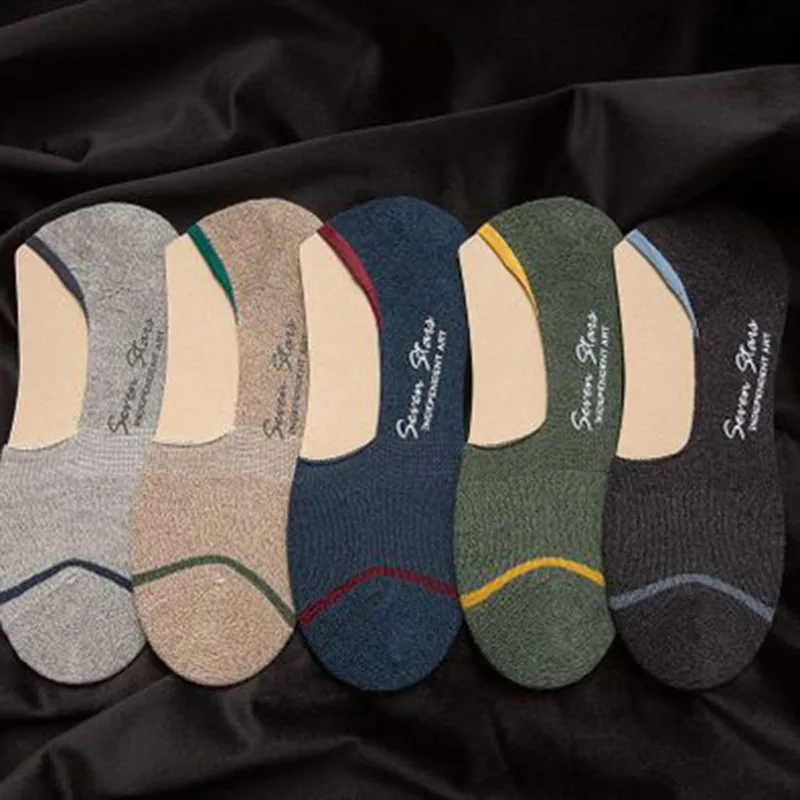 

2019 New Summer Man Boat Socks Short Cotton Shallow Mouth Silica Gel Short Non Slip Socks Breathable Striped Letters Funny Socks