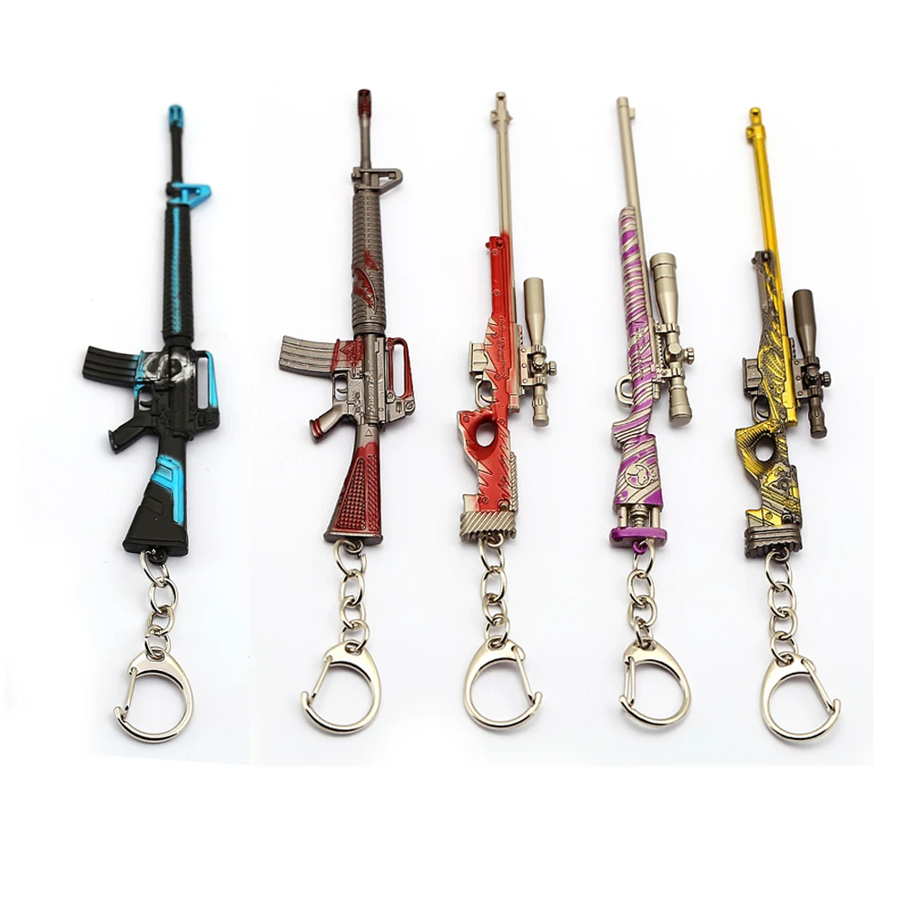 

New PUBG CS GO Weapon Keychains 12cm Battle Grounds Key Chain Gun Model 98K AK47 Metal Pendant Keyrings FPS Men Jewelry llaveros