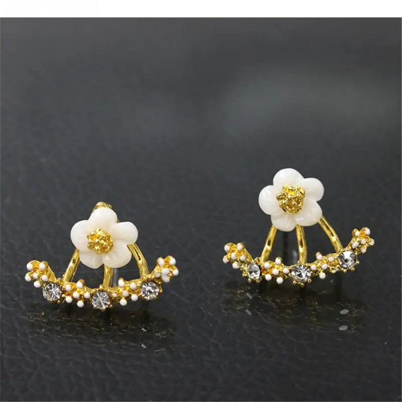 

Cute Cherry Blossoms Stud Earrings for Women Several Peach 3Colors Korean Daisy Flower Alloy Earring with rhinestones