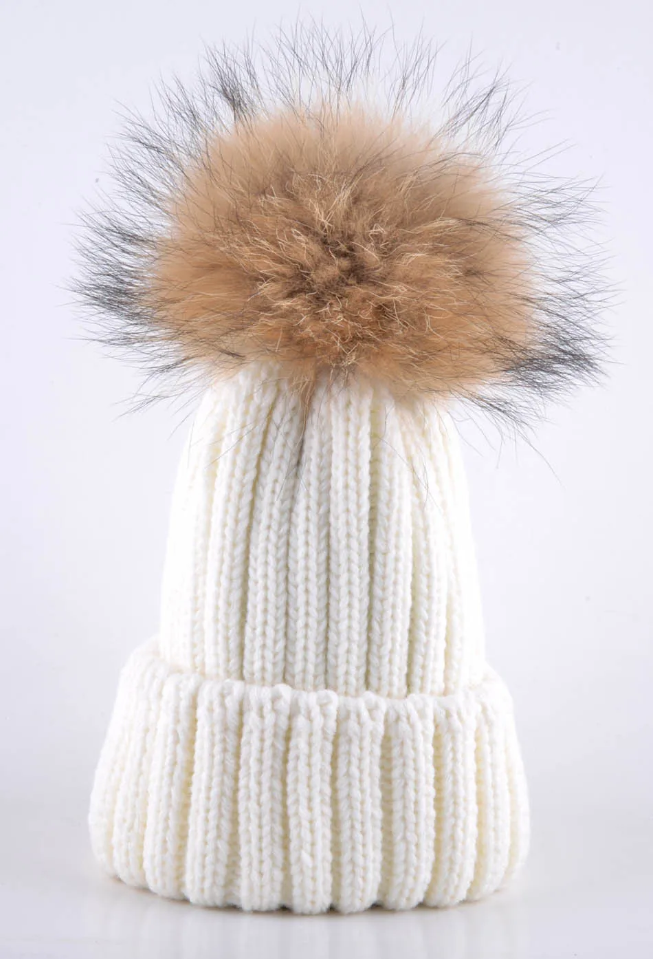 Высококачественные зимние шапки для женщин и мужчин, вязаная шапочка из натурального меха енота, шерстяная Повседневная теплая Ушная защита, шапка gorros, 7 цветов - Цвет: Белый
