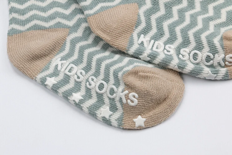Нескользящие Гольфы с животными для малышей хлопковые нескользящие носки Meias Infantil/теплые носки с кроликом для маленьких мальчиков и девочек детские носки