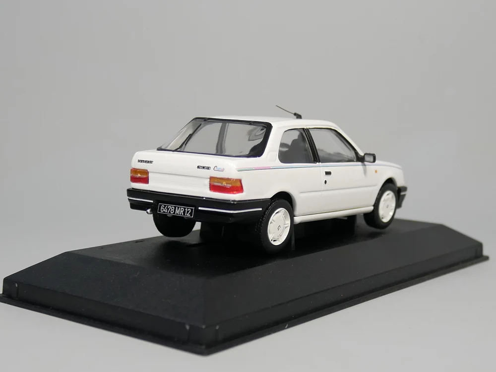 COR GI 1:43 peugeot 309 хор бутик сплав автомобиль игрушки для детей модель детской игрушки прозрачная коробка