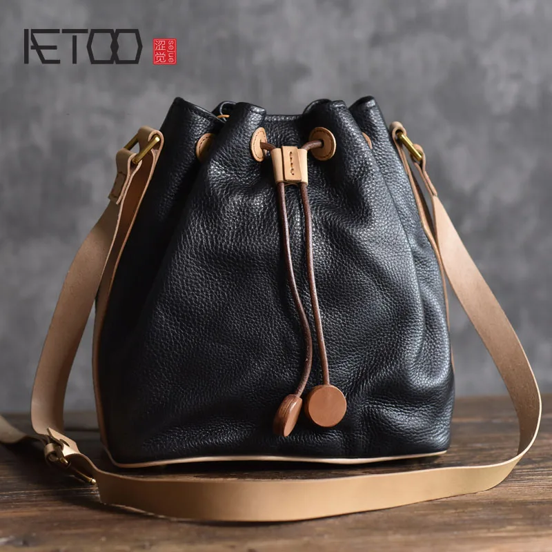 AETOO Original design first layer cowhide bucket bag drawstring shoulder handmade handbag leather Messenger bag