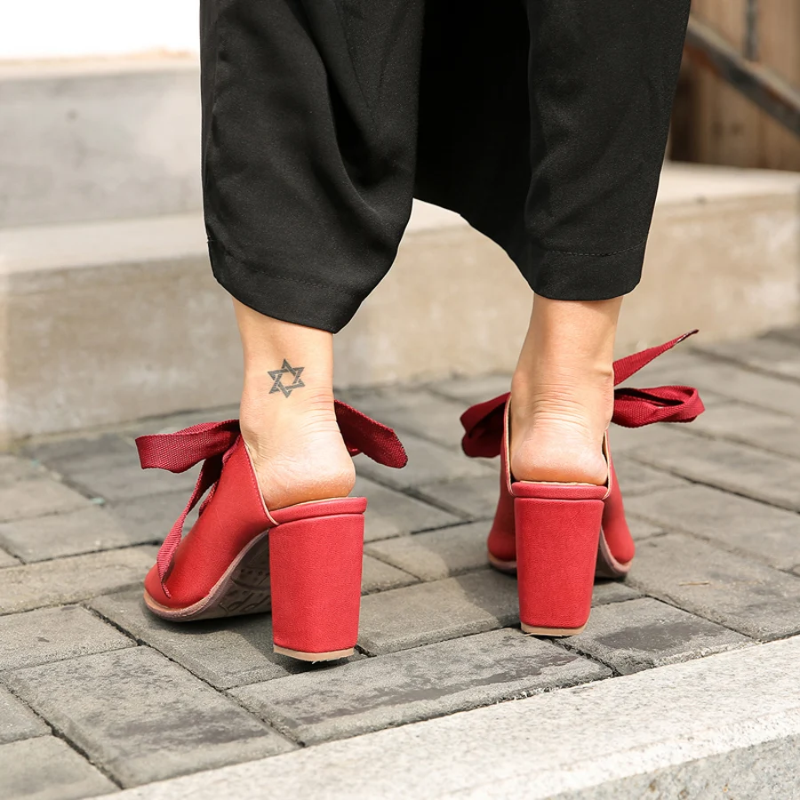 Prova Perfetto/Новые дизайнерские женские тапочки на шнуровке с бантиком, с перекрестной шнуровкой, на высоком массивном каблуке, красные удобные